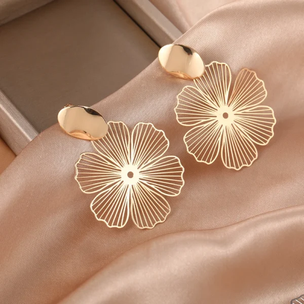 Celeste Drop™ – Elegant Clip-On Water Drop Earrings