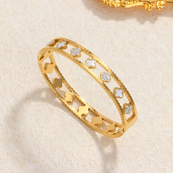 Luna Cuff™ – Timeless Stainless Steel Elegance - Image 3