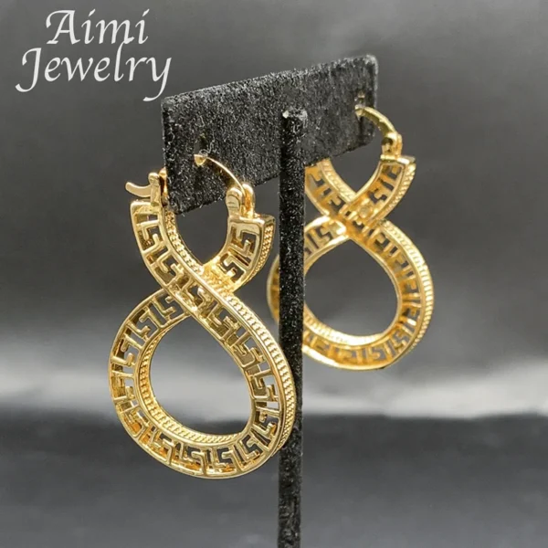 LuxeGlow™ 18K Gold Plated Statement Hoop Earrings