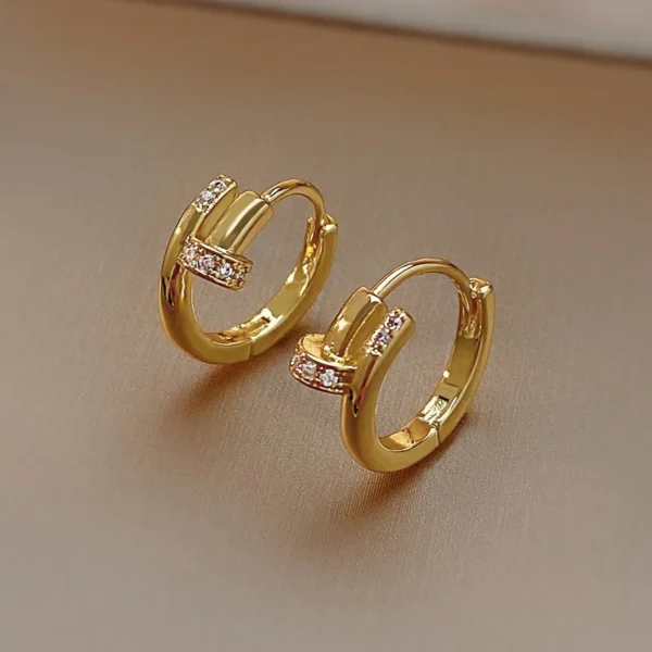 Celeste Vintage™ Water Drop Earrings – Timeless Elegance - Image 2