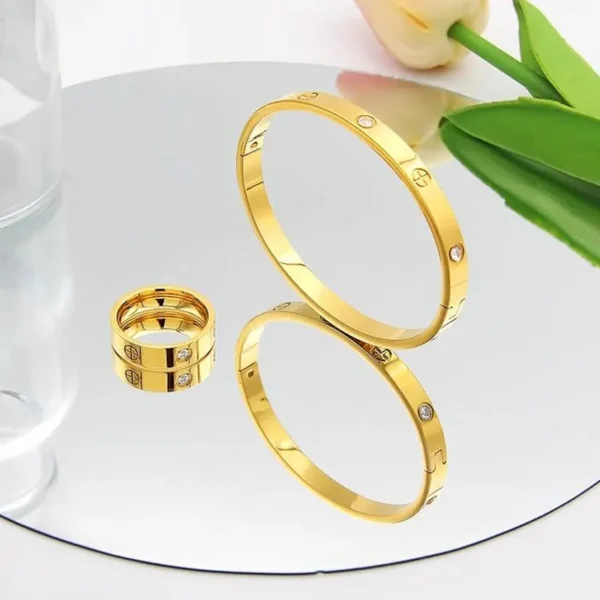 Aureum Cuff™ – Timeless Gold-Tone Stainless Steel Bangle - Image 3